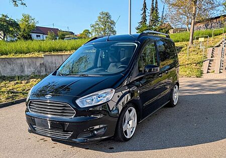 Ford Tourneo Courier 1.5 TDCi 70kW Titanium Titanium