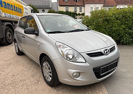Hyundai i20 Classic 1,3L TÜV 07/2026