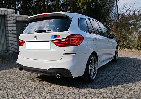 BMW 2er 220 Gran Tourer 220d xDrive Steptronic M Spo...