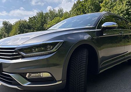 VW Passat Alltrack Volkswagen 2.0 TDI SCR 140kW DSG 4MOT A...