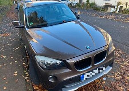 BMW X1 sDrive18i -