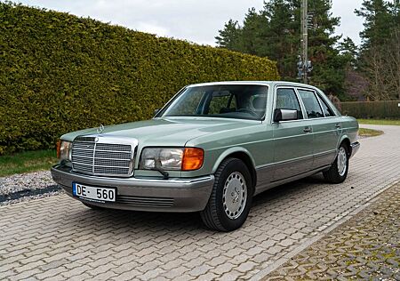 Mercedes-Benz 560 SEL JapanImport