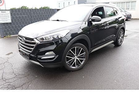 Hyundai Tucson 1.6i Passion 4WD, 1.Hand,Navi,Kamera,19´´