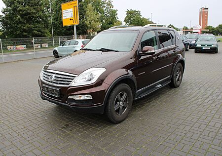 SsangYong Rexton W D20 DTR 4x4 7.Sitze Sitzhz. AHK PDC