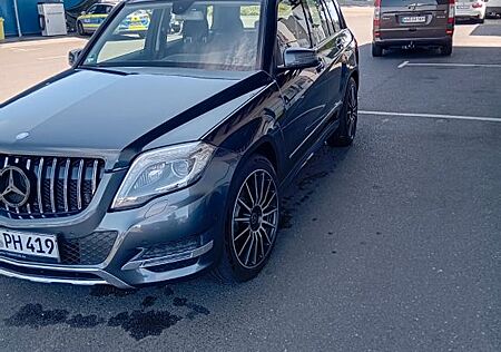 Mercedes-Benz GLK 250 4MATIC - Top Zustand unfallfrei