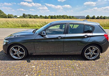 BMW 120d Aut.*Sprt Line*Navi*Bi-Xenon*19Zoll