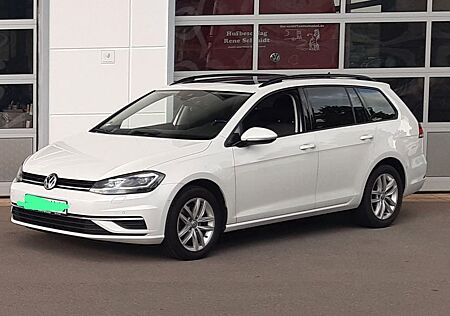 VW Golf gebraucht kaufen VW Golf Volkswagen 1.6 TDI DSG Highline Variant