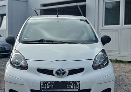 Toyota Aygo (X) Aygo AYGO Basis. Tüv Neu.