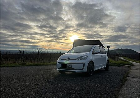 VW e-up! Volkswagen e-up! UNITED!