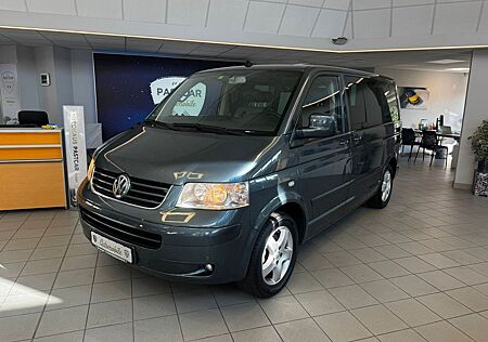 VW T5 Transporter Volkswagen Bus Multivan Highline