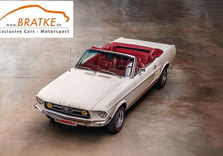 Ford Mustang Convertible V8 Automatik deutsche Restaurierung