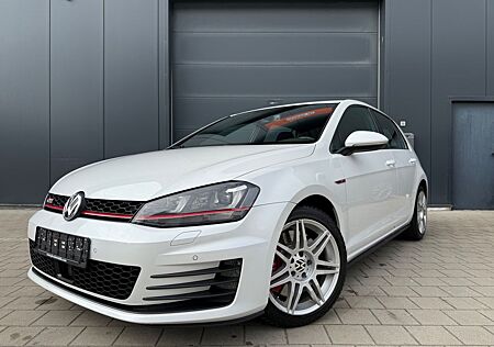 VW Golf Volkswagen GTI Performance Bi-XENON|AHK|ACC|