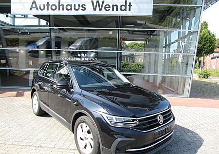 VW Tiguan Volkswagen 1,4TSI Life eHybrid Plug-in+AHK+NAV+LED
