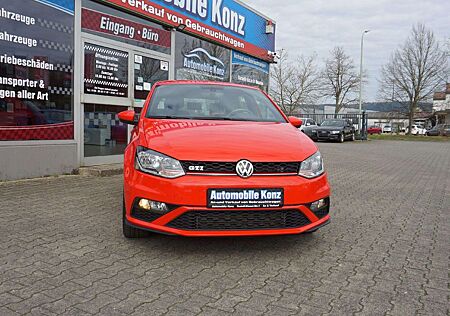 VW Polo Volkswagen GTI 1.8 TSI (Blue Motion Technology)