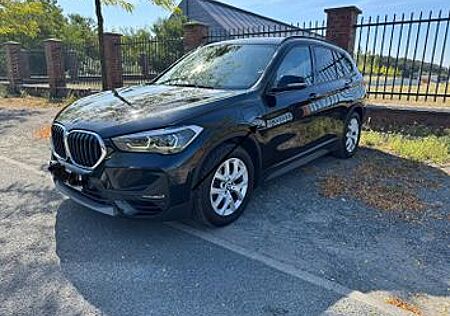 BMW X1 xDrive25e Advantage Steptronic Advantage