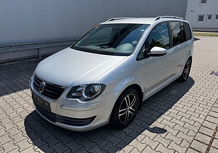 VW Touran Volkswagen 1.6 Freestyle 7 Sitzer Tempomat AHK SHZ