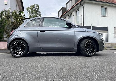 Fiat 500E La Prima Bocelli NIGHT-PAKET GARANTIE 2028