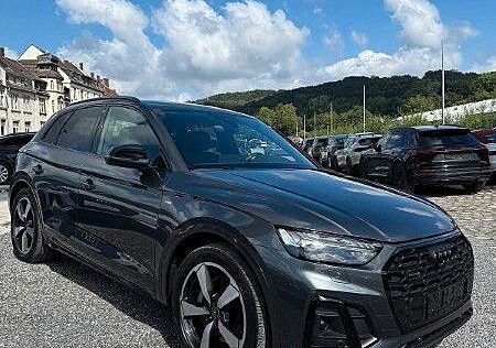 Audi Q5 55 TFSI e S-Line - Matrix