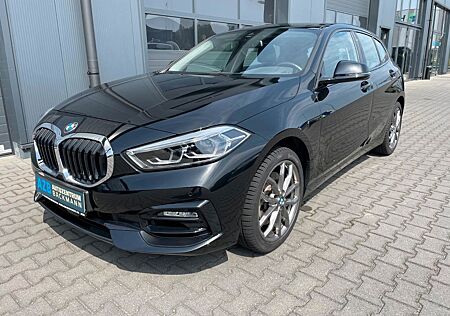 BMW 120i SPORT LINE AUT NAVI LED PDC LENKHZ HIFI DAB