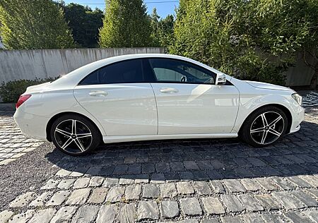 Mercedes-Benz 200 Cla urban Edition