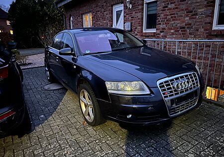 Audi A6 3.2 FSI tiptronic quattro -