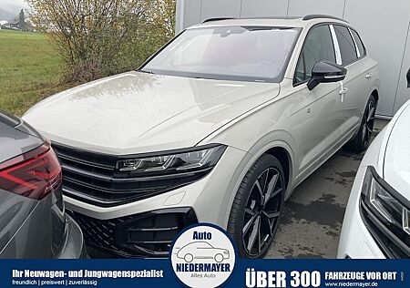 VW Touareg Volkswagen 3.0 TDI V6 R-LINE Black, 22-Zoll, Dynau