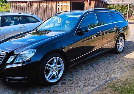 Mercedes-Benz E 350 CDI T BlueEFFICIENCY AVANTGARDE AVANTGARDE