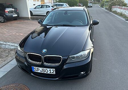 BMW 318i Touring -M Paket - NAVI -