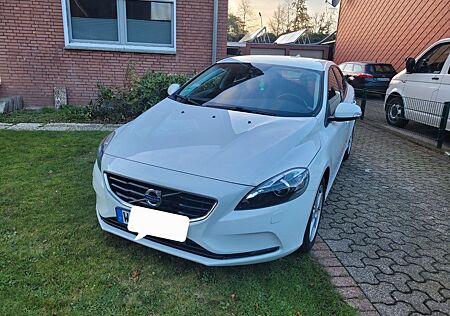 Volvo V40 T2 -