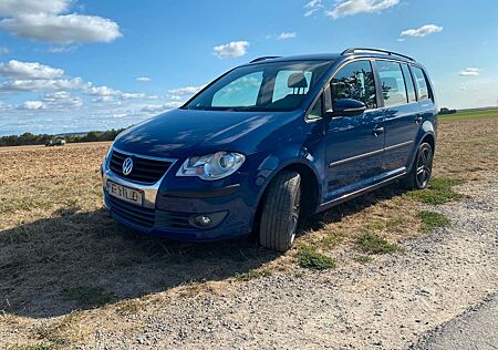 VW Touran Volkswagen 1.4 TSI Conceptline Conceptline