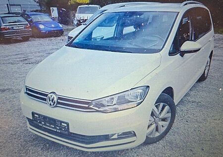 VW Touran Volkswagen Comfortline BMT 7 SITZER