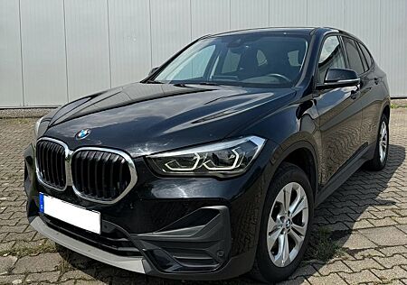 BMW X1 sdrive18d Facelift Automatik LED HUD Kamera