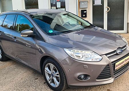 Ford Focus Turnier Champions Edition