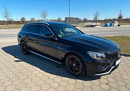 Mercedes-Benz C 63 AMG C 63 S AMG T PANO HuD 360° DriversPack ABGAS