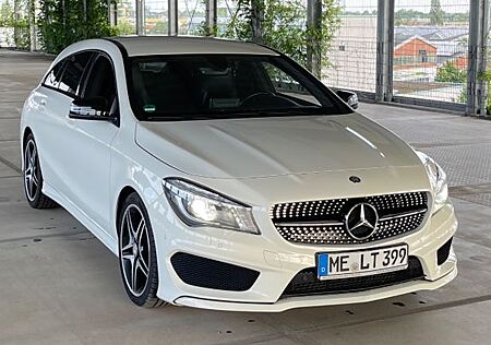 Mercedes-Benz CLA 200 Shooting Brake CLA 200 CDI Shooting Brake DCT AMG Night Paket