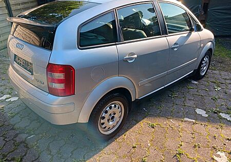 Audi A2 1.2TDI 2 Hand Scheckheft gepflegt