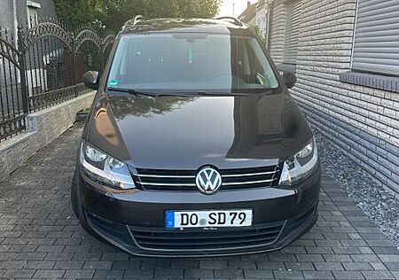 VW Sharan Volkswagen 2.0 TDI SCR 4MOTION BMT Trendline Tre...