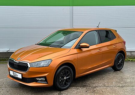 Skoda Fabia 116PS DSG TOP Selection Climatronic PDC LM15"AHK