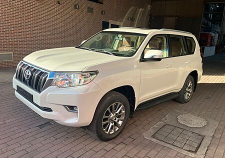 Toyota Land Cruiser Prado GXR V6 Petrol Engine Export No EU