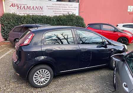 Fiat Grande Punto 1.4 8V Basis-Automatik-Getriebe-TÜV