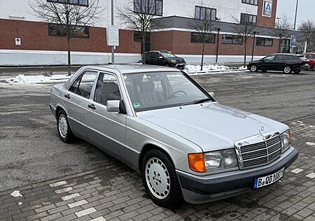 Mercedes-Benz 190