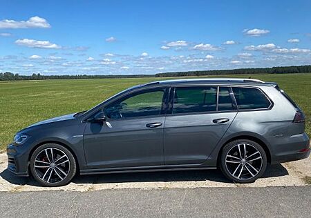 VW Golf Volkswagen 2.0 TDI DSG GTD Variant GTD