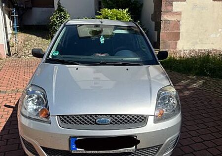 Ford Fiesta 1,3 44 kW Style Style