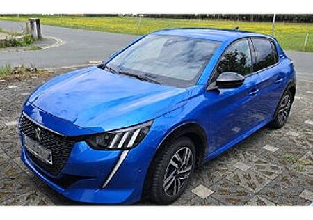 Peugeot 208 PureTech 100 Allure Allure GS Line