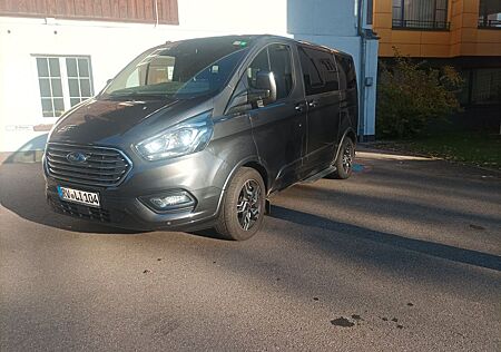 Ford Tourneo Custom Titanium