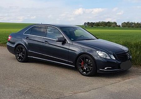 Mercedes-Benz E 500 4MATIC