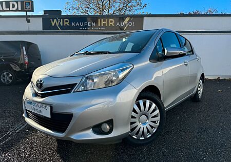 Toyota Yaris 1.33 VVT-i Life KAMERA/KLIMA/TOUCH/ZV+FUNK