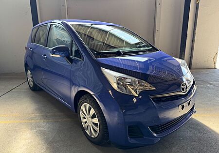 Toyota Verso-S Life/NAVI/KLIMA/KAMERA/EURO 5/PDC