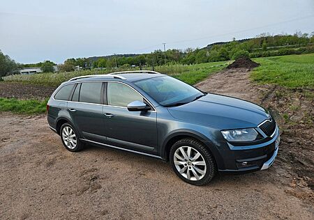 Skoda Octavia 2.0 TDI DSG 4x4 Scout Combi Scout