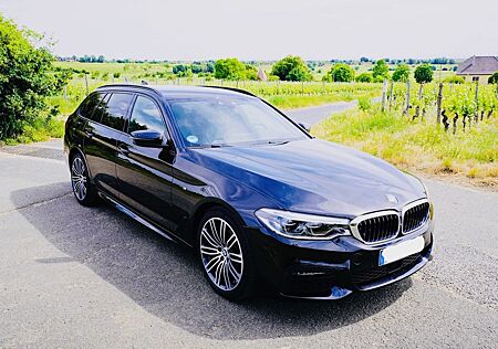 BMW 530d xDrive Touring, M-Paket, AHK, Head-Up, TOP